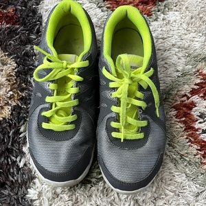 Nike Boys Revolution 2 Shoes Gray Size 5Y